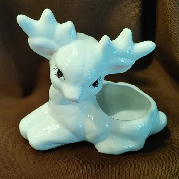 Vintage Ceramic Quilted White Deer Reindeer Planter Vase - Picture 5 of 10